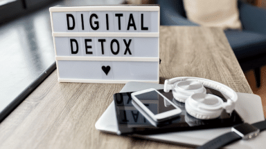 digital detox strategies reducing anxiety: quick calm tips